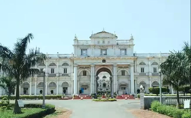 HH Maharaja Sir Jiwajirao Scindia Museum